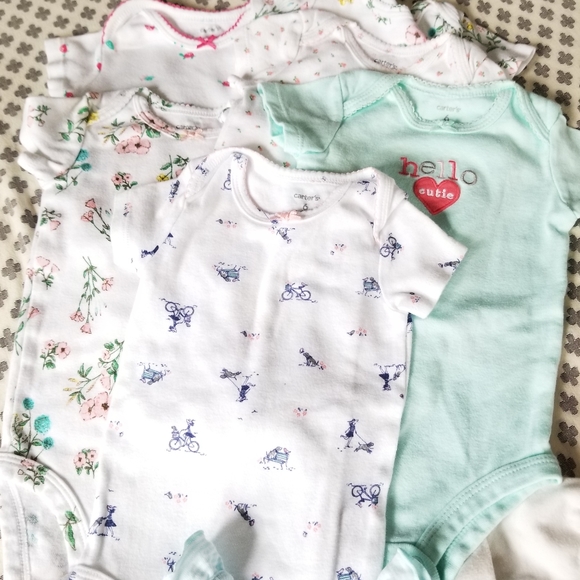 13 Pieces - All the 6M Carter's Onesies! - Picture 2 of 6